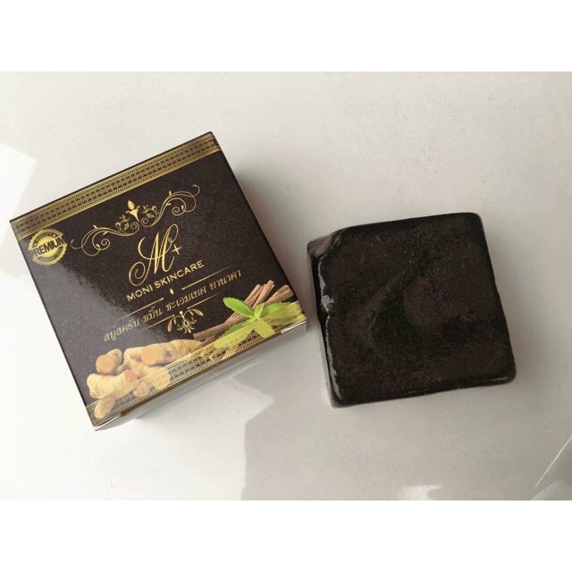 imkaked's tweet photo. ขาย สบู่สครับกาแฟขมิ้นทานาคา 70บาท65... ในราคา ฿70 ที่ #ShopeeTH ตอนนี้! https://t.co/9ivUyK7RjK https://t.co/Ur80rRrLmB