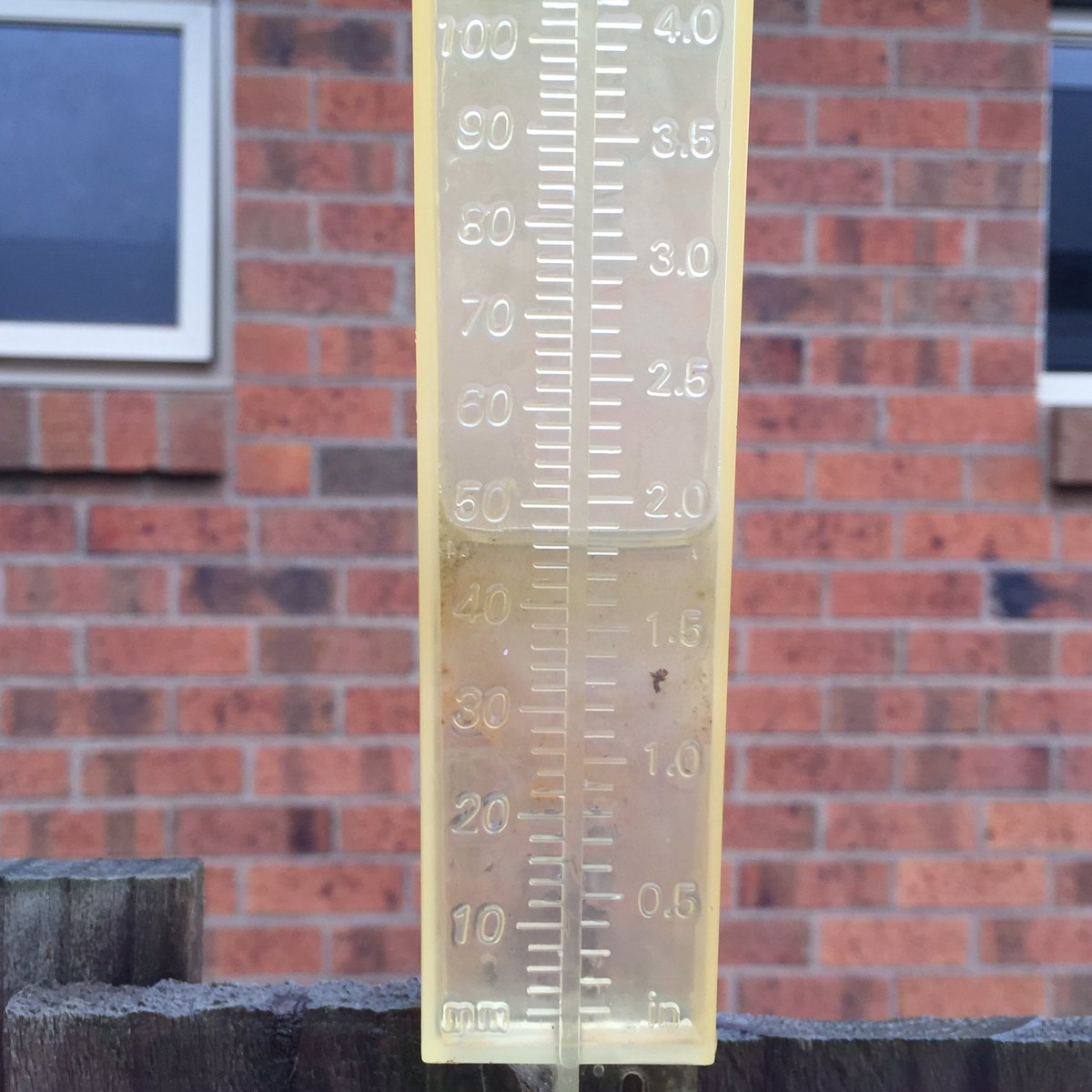 the6thdan's tweet photo. #Mooroolbark - 6.30pm Persistant rain over the past few hours. 48mm in the gauge over the past 48 hours. #VicFloods #MelbourneStorm #vicrains #Melbrain @BOM_Vic @JaneBunn @abcnews @LNixon9 @SkyWeatherAUS @SciNate @ABCNews24 @abcmelbourne https://t.co/6edJzKyXov