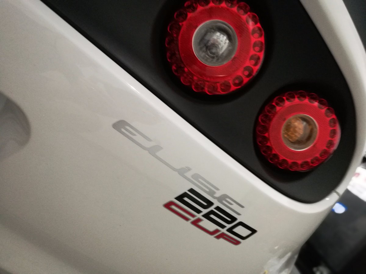 FullOption_nl's tweet photo. #VVS+ beveiliging voor deze snelle #Lotus #Elise #Cup220
De super kleine Moving Intelligence #Technocon #Mi50 is onzichtbaar in deze auto weg gewerkt. #SCM VVS+ biedt alle functionaliteiten die nodig zijn voor diefstalopsporing van een gestolen voertuig. https://t.co/d0kVv2MhO6 https://t.co/kR9WKjt1ud