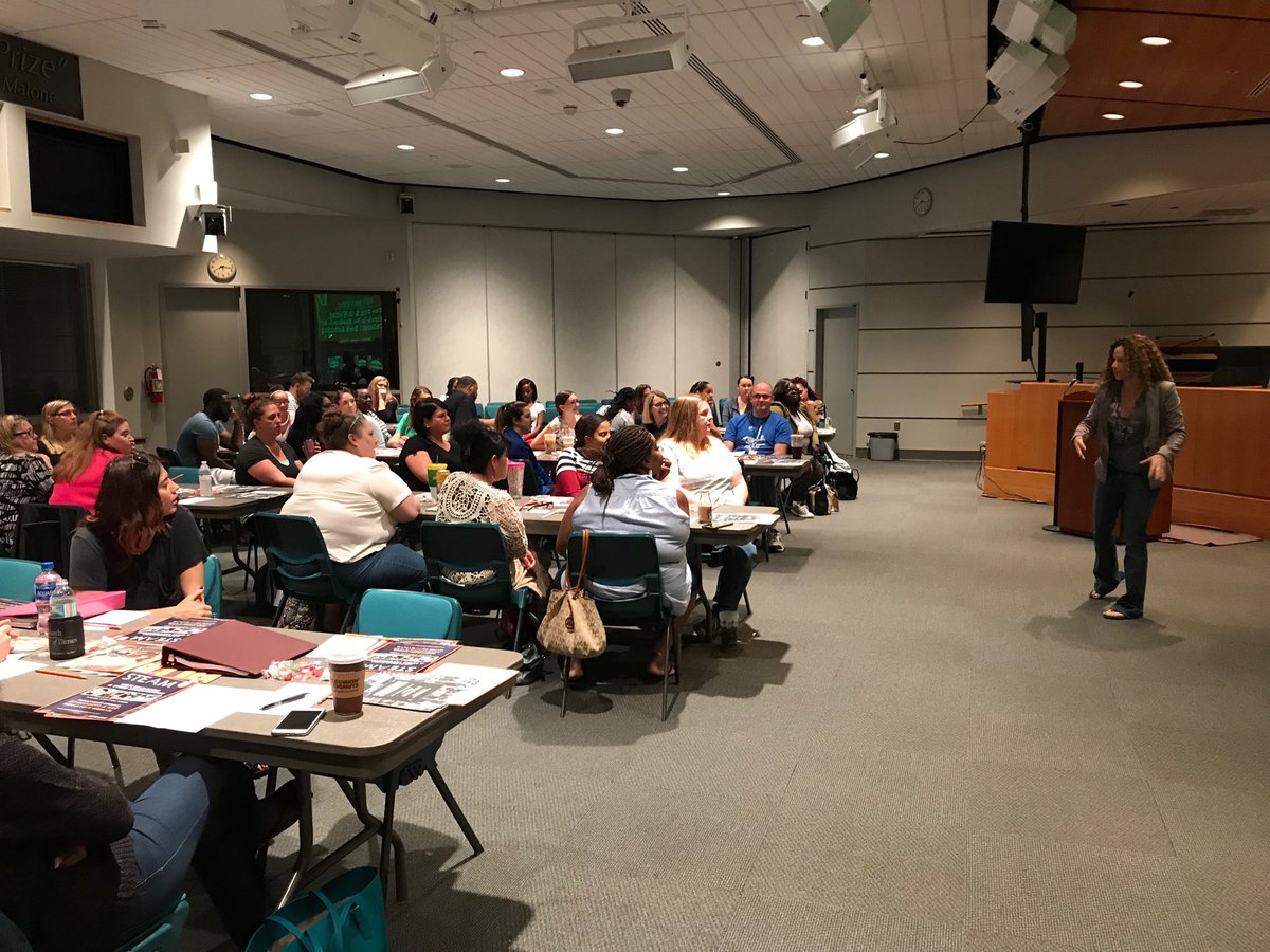 Packed room on a Saturday with Meredith Scott Lynn. Great PD!!!