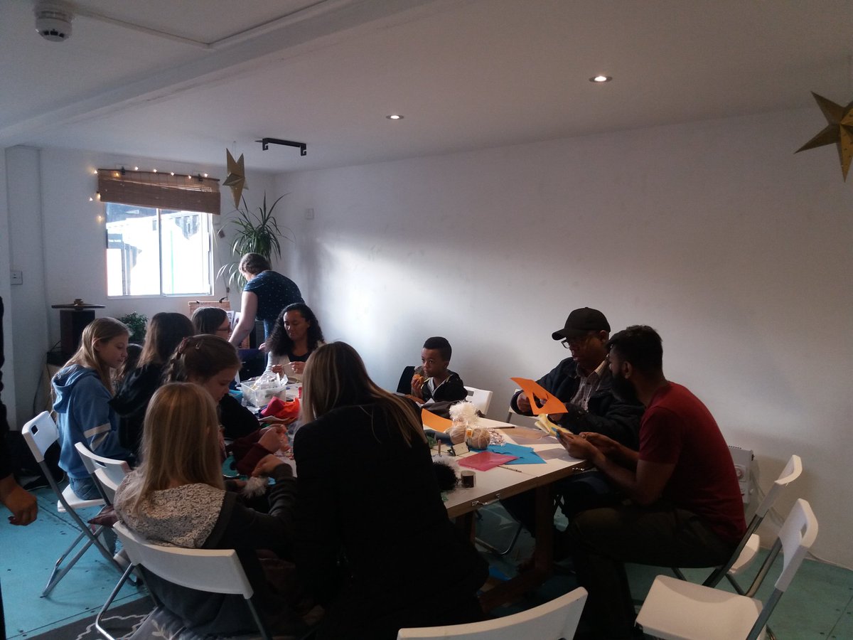SKprecinct's tweet photo. #TheCraftClub has started, Christmas decorations and card making all ages welcome 1-4pm. https://t.co/hBYTQpTnfE