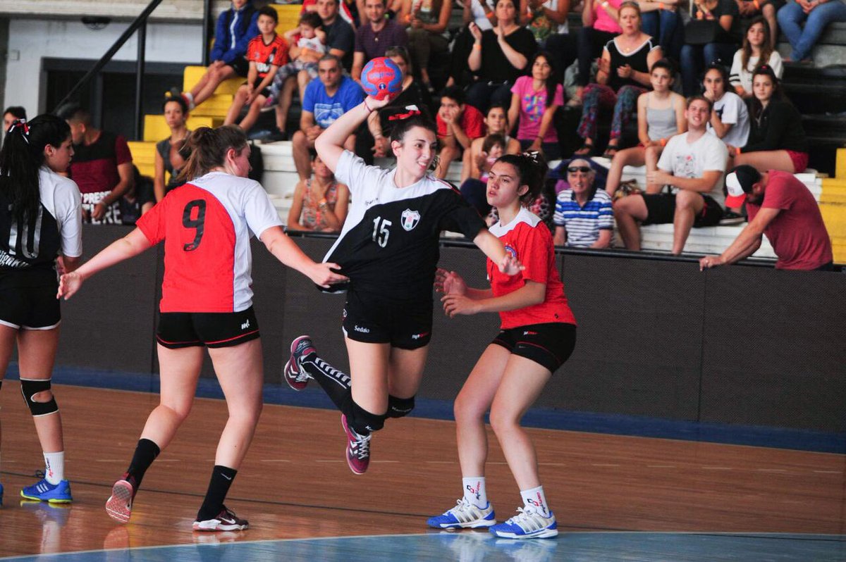 #super4 entretiempo. Cadetas Damas
<a href="/HandballAAAJ/">Handball AAAJ</a> 4 -<a href="/SedaloHandball/">Sedalo</a> 11.