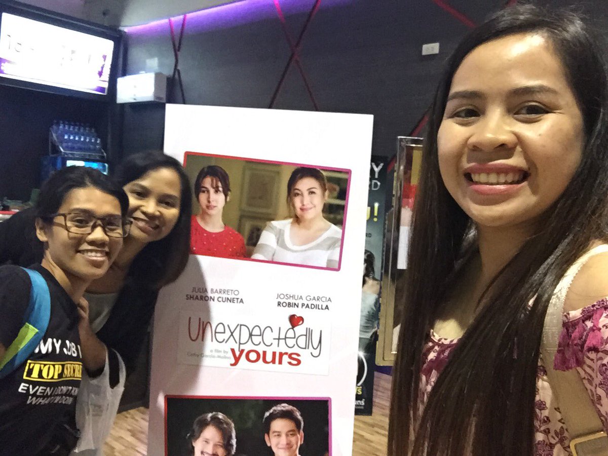penny_pink27's tweet photo. Sobrang ganda... Kinilig ang mga ofws dito sa Thailand.. Good job Robin, Sharon, @iamjoshuagarcia , @BarrettoJulia 👍❤️❤️❤️

#UnexpectedlyYoursInThailand 
#UnexcpextedlyYours 
#JoshLia #SharonRobin https://t.co/Rcfk2AAKke