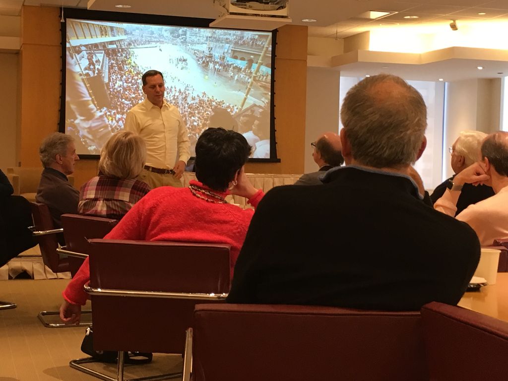 HamiltonCollege's tweet image. John Werner '92 provides amazing talk about ‘heightened reality.’ #VirtualReality  #AugmentedReality