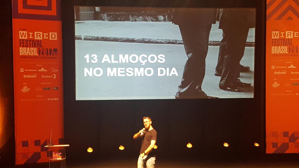 Ajude <a href="/rosiedaserenata/">Rosie</a> a auditar os gastos dos nossos Parlamentares.