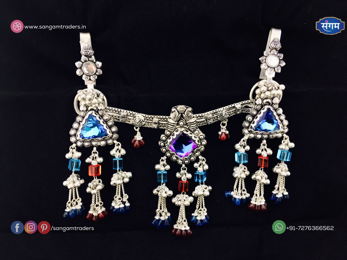 sangamtraders's tweet photo. antique silver double Juda (Keychain)
#sangamtraders #bombayfancypayal #silver #chaandi #silverjewelry #waistjewellery #silverjewellery #jewellery #jewelry #mumbai #silverwholesale #silverwholesalers #keychain #silvermanufacturer #guchha #chatka #juda #silverjuda #silverkeychain https://t.co/P7nm4CwCc9