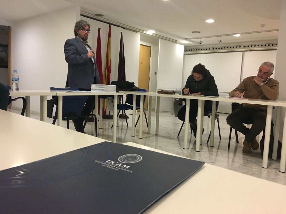 UCAMCatedraRSC's tweet photo. “Las #empresas  que no se comunican ni escuchan a sus trabajadores, pierden #competitividad ”
@malopezh195, dtor RRHH @Agromediterrnea #MasterClass
#RSC #UCAM #CreandoLídeRESponsables https://t.co/xew8URjjI5
