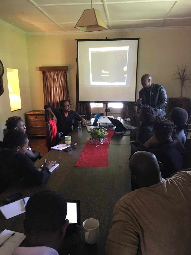 fromthehip's tweet photo. Presentation from @BlackRhinoVR on their experience pioneering VR in Nairobi. #nbovrhack https://t.co/PunTEqLkFn