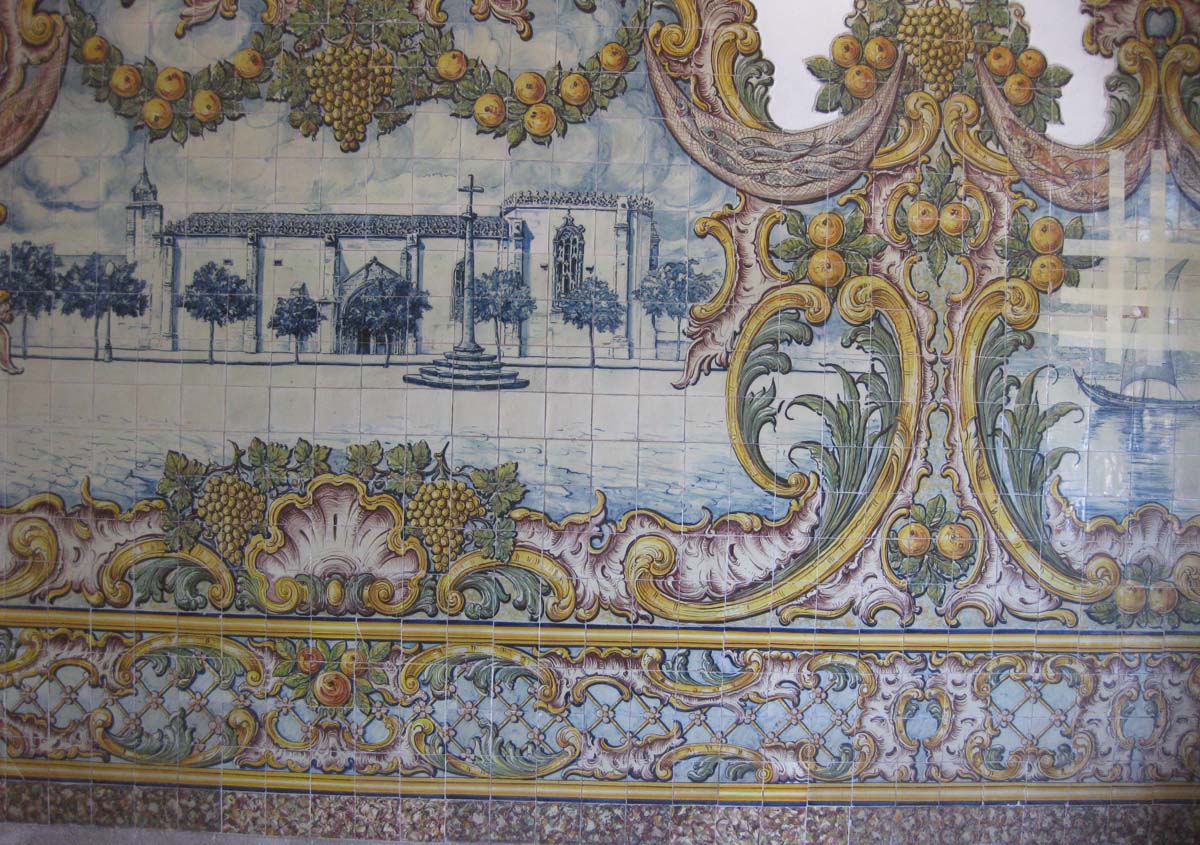 BosettiMh's tweet image. Encore un saut au Portugal jusqu&apos;au marché de #Setubal et ses panneaux #azuleros
#galeriebosettiantiquites #Parlonsceramique