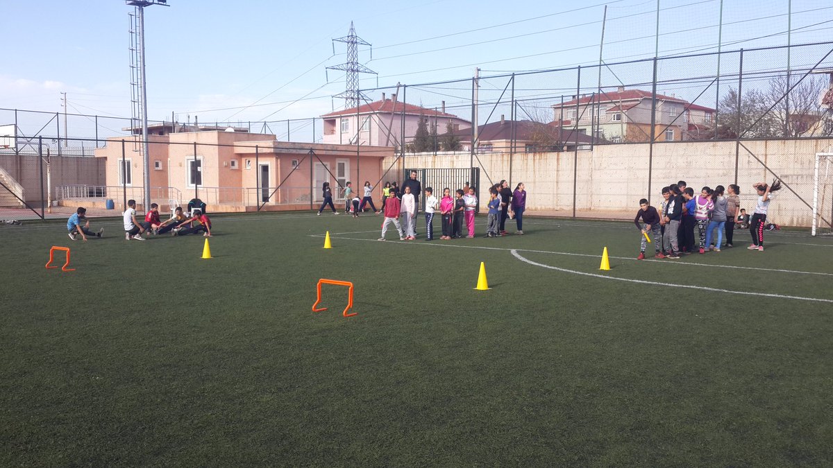 Hereke de Atletizm çalışmalarımiz Yoğun bir katılımla hafta sonu çalişmalarimiz  devam ediyor.