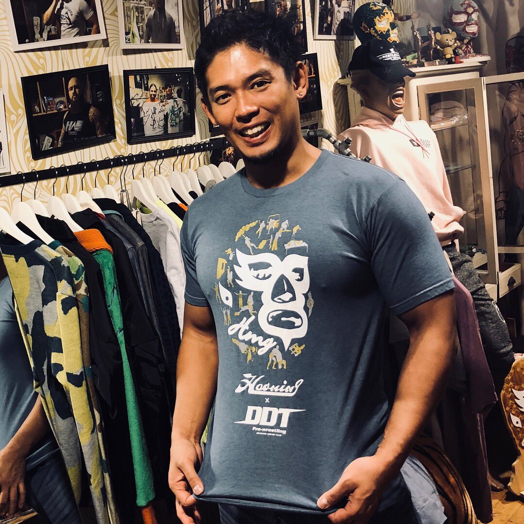 O Xrhsths Tigre Sto Twitter Ddtのオシャレ番長 彰人選手 Ddtxハオミン コラボtシャツ Ddt限定カラーブラックは会場又はこちらから T Co Lenutvw3 Ddtpro 彰人