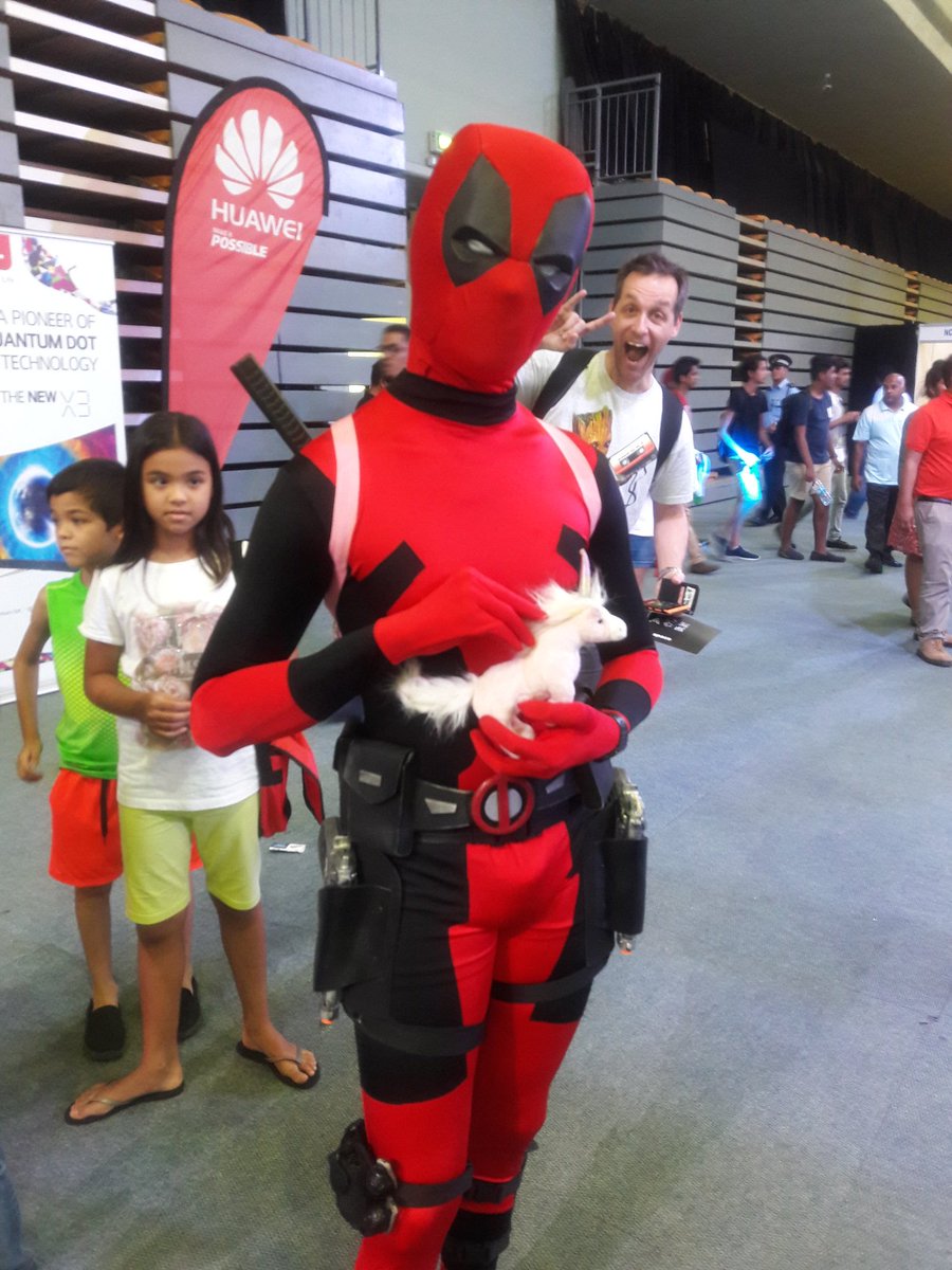 Vanish6M's tweet image. Well this happened #Deadpool #infotech2017 @JKirstaetter @chervinebhiwoo @Shelly_Bhujun