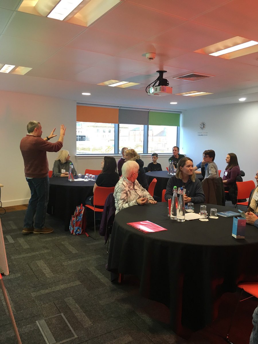 CELCIStweets's tweet photo. The #GetWriteIn creative workshops are kicking off! @raymondsoltysek leads a creative writing group this fine Saturday morning 📝 https://t.co/9zItEsmBuq