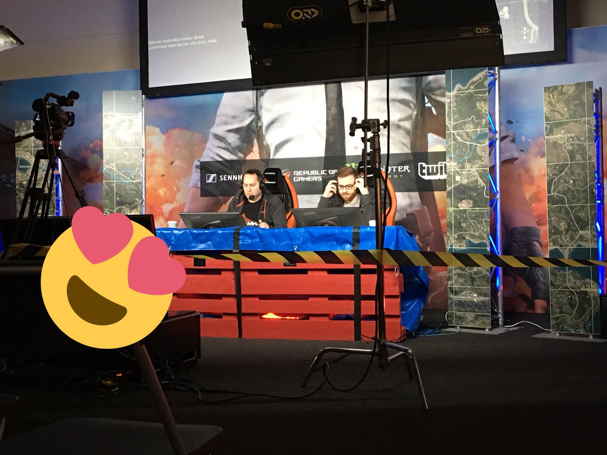 These are the heroes of <a href="/DreamHackPUBG/">DreamHack PUBG</a> <a href="/FollowDeman/">Leigh Smith</a> &amp; <a href="/TheSimms/">Simms</a> ! And the crew that are working on the servers and keeping the scores👑 keep up the great work!