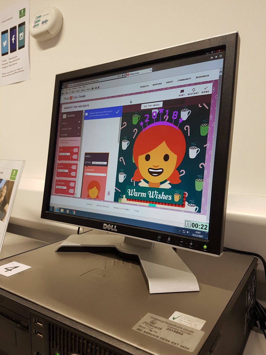 jannertraveller's tweet photo. Well done to those who came to Plympton Library @HelloWorld_Plym today!Children used Makey Makey, created xmas emojis with #madewithcode projects and programmed a microbit to ask questions and give yes/no responses 🖒😃 https://t.co/Hnh37Gi5ed