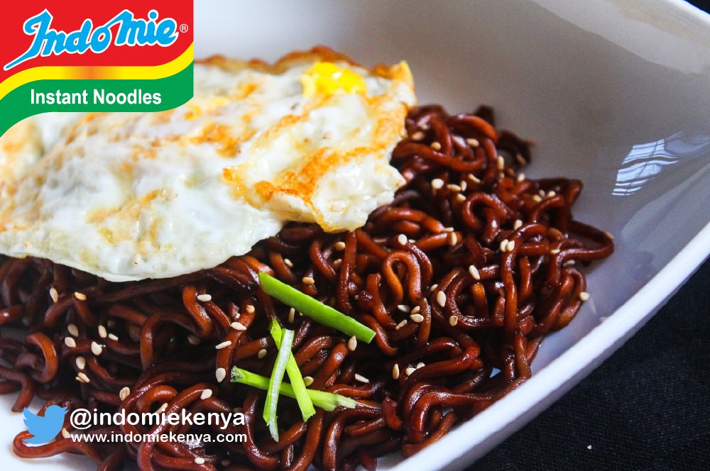 IndomieKenya's tweet photo. As you think about today's afternoon snack how about another #IndomieGiveaway?😉How good are your culinary skills? Prepare a meal 🍜 using INDOMIE 🍲 and EGGS 🐣🍳 ONLY and tag us in your pics. Best recipes win a hamper from us #IndomieRecipeContest  #3MinutesOfFreedomWithIndomie https://t.co/YtDvoA1FKl