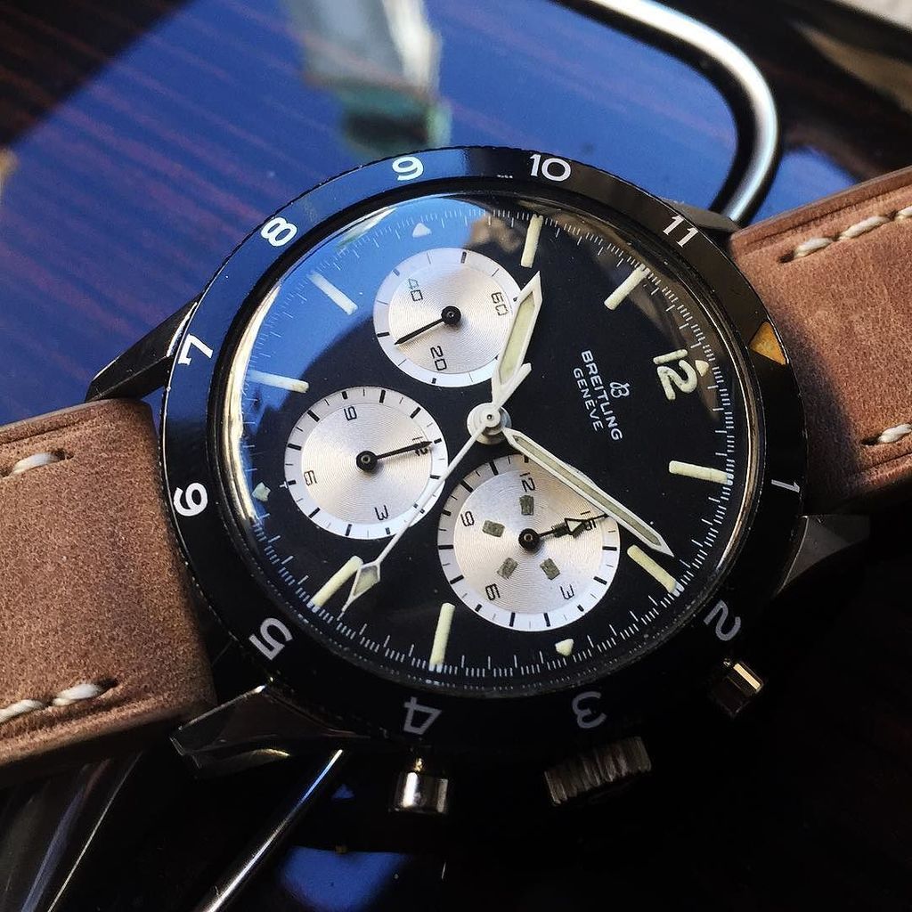 WatchFred_IG's tweet photo. #vintagechronograph ❤️
#B bold
.
#Breitling is back
#breitlingsquad #squadonamission
.
#Copilot AVI #JeanClaudeKilly, 1965
.
#BreitlingIcons #vintagebreitling #watchesofinstagram #aviparade #watchfam #vintagewatch #watchfred #tw https://t.co/t3wJgEgY1O https://t.co/eiv134P4jU