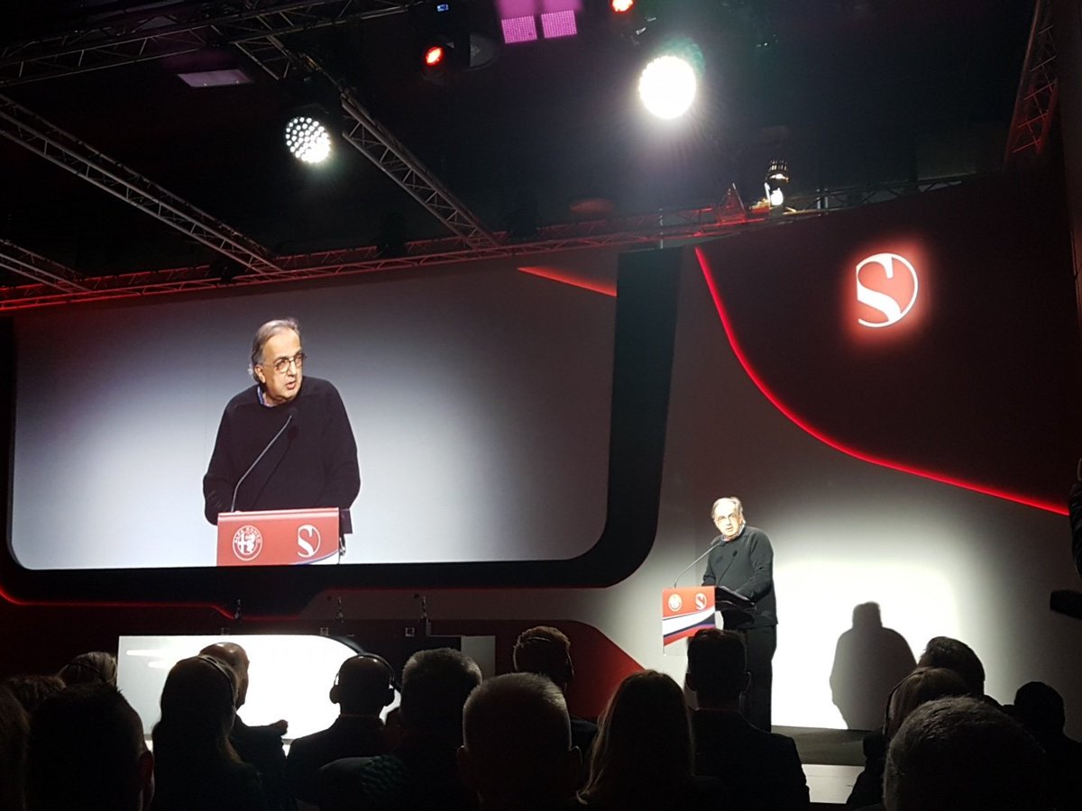#sergiomarchionne apre la conferenza stampa al #museoalfaromeo per il ritorno di #alfaromeo in #f1 con #sauber <a href="/alfa_romeo/">Alfa Romeo</a> <a href="/AlfaRomeoIT/">Alfa Romeo Italia</a> <a href="/SauberF1Team/">Sauber F1 Team</a>