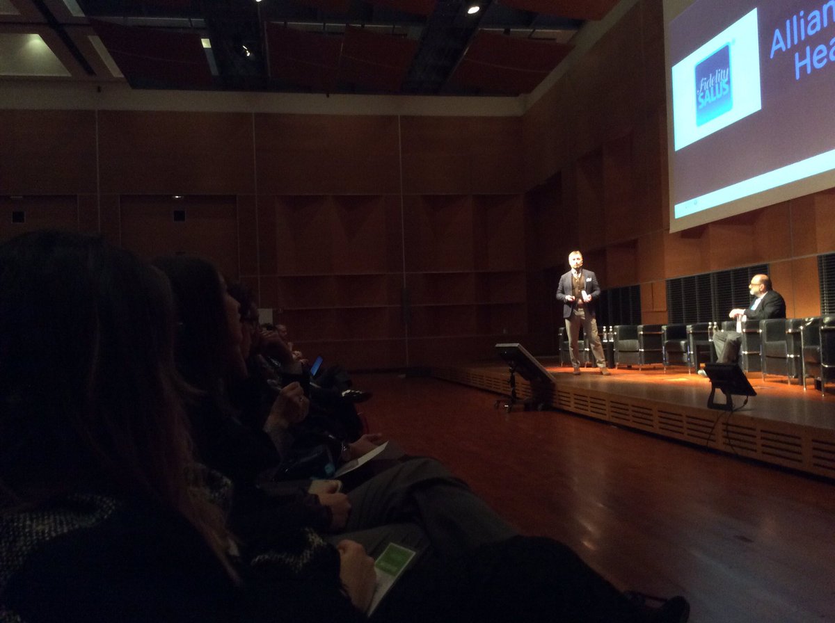 È necessario pensare alla #legge124 come opportunità per cambiare e trovare nuove strade - Damiano Marinelli #Arezzo #cosmofarmaontheroad