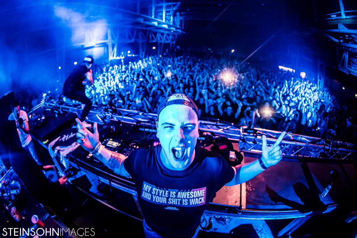 RdclRedemption's tweet photo. Madness in Munich last night! ☝🏼 https://t.co/HN1wRJ26Vc