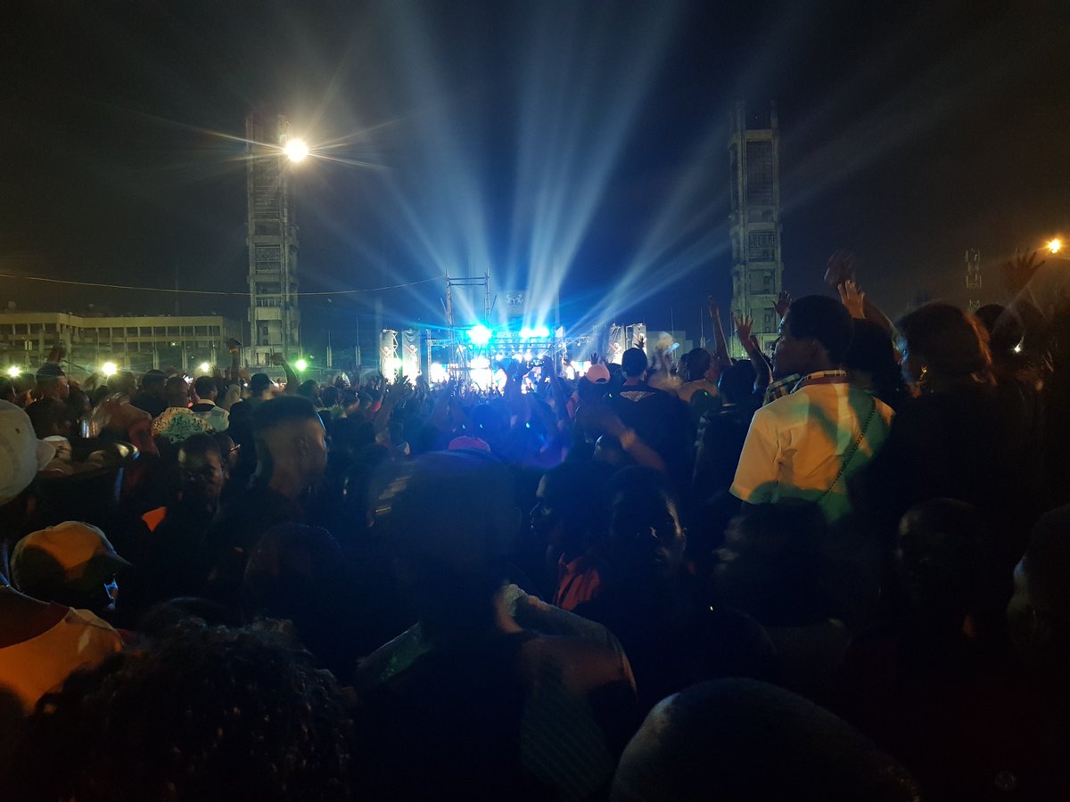 obscitas's tweet photo. ...Me @ #experience2017 #TE12
blissful melodious night... https://t.co/5bYEg1Pj9K