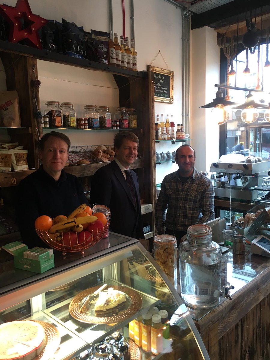 Robin Walker tweet media