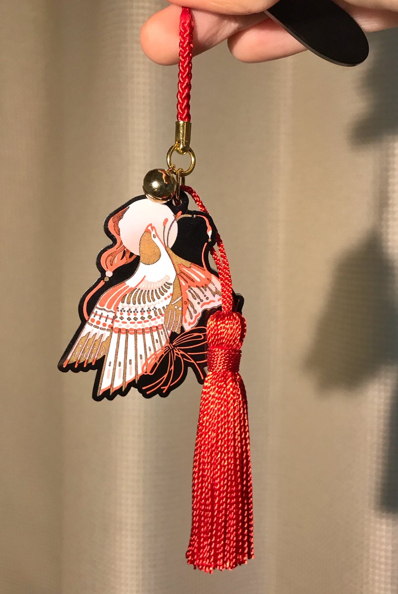 「検品ではじいたかんざしを根付にして帯飾りにしました。房もつけてみたけど前に出した」|アオヤマヤスコ yasuko aoyamαのイラスト