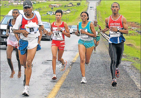 menzikulati's tweet photo. Marathon takes on historical route: pace-setters to help runners achieve Comrades entry #HeroesMarathon #NelsonMandela #RememberingMandela #Mthatha #ORTambo #Qunu #EaternCape https://t.co/kQbuBRLsfp