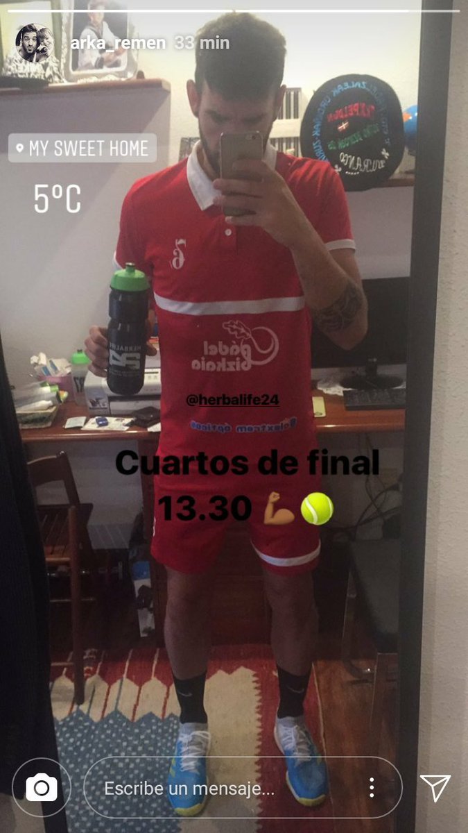 bakixa's tweet photo. 13:30??????? Aviso alos espectadores.. el partido comenzara alas 16:00 por culpa de un jugador que llegara un poco tarde https://t.co/izgfhkMrHR