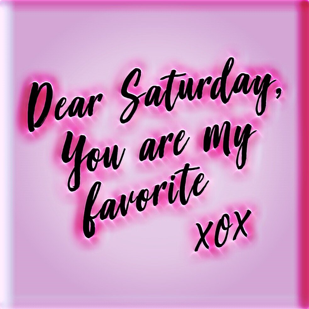 HITS973's tweet photo. Who agrees?!💗 If not, maybe #SantasSack will change your mind!🎁 @KatLaneMusic has the Santa's Song you need to win in 10min!!🙌 #saturday https://t.co/geSDBCV0Qt