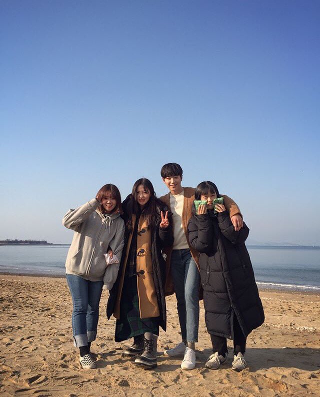 DQCvT48UIAA9Fpc.jpg:large