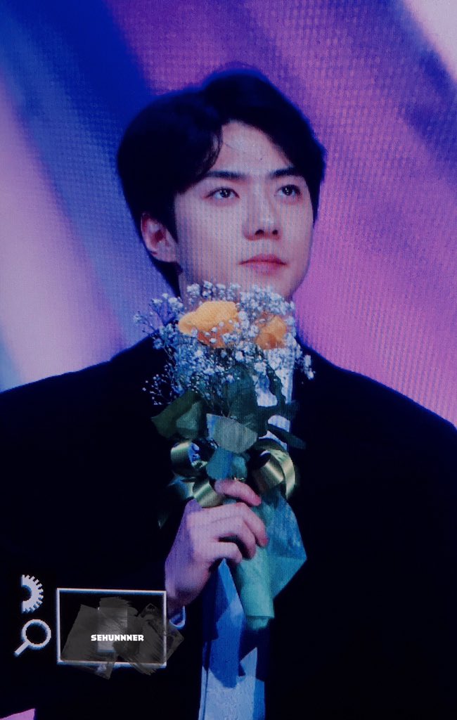 sehunnner's tweet photo. #SEHUN #세훈
Let's get married.... https://t.co/R2yXJsxXnp