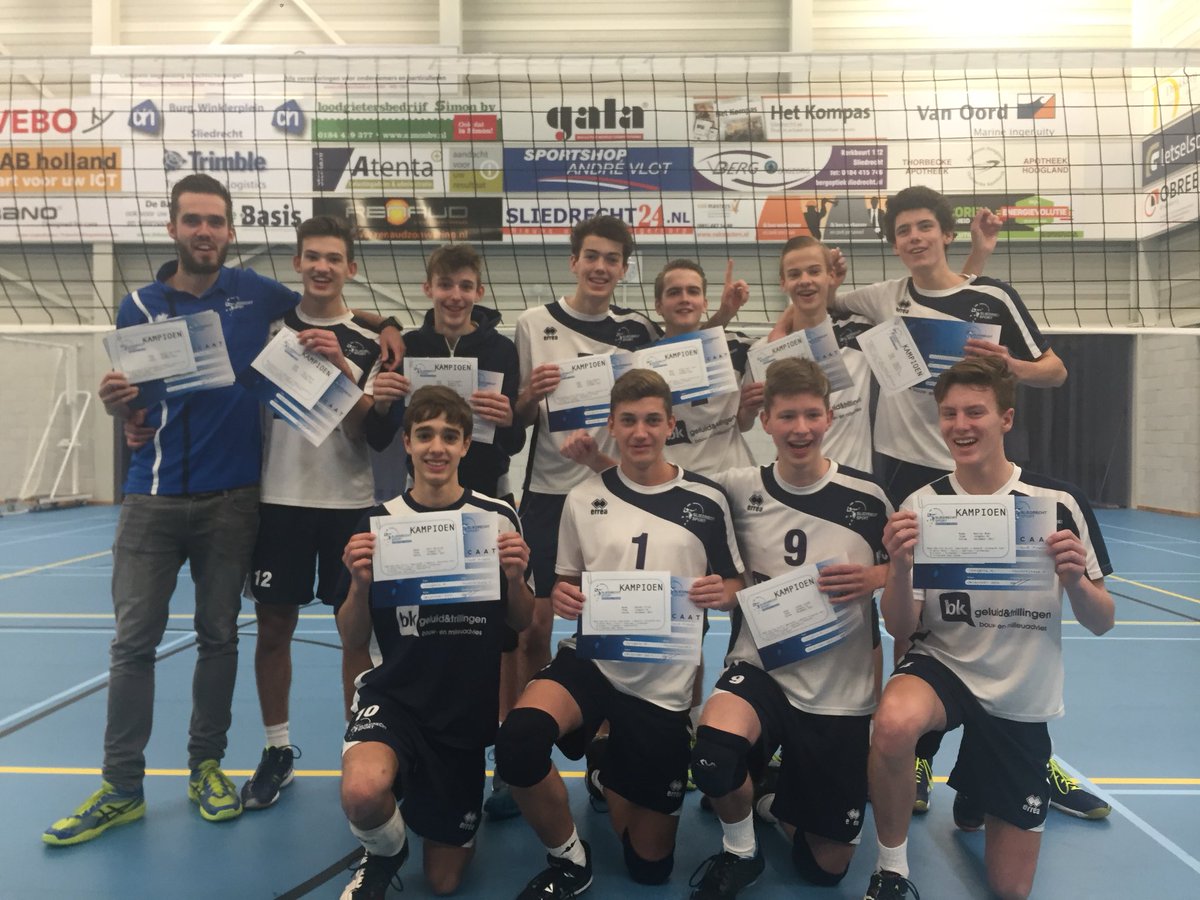 Zojuist het eerste team kampioen in de Basis, jongens A1, Hoofdklasse, gefeliciteerd !!!!
<a href="/SliedrechtSport/">Sliedrecht Sport</a> <a href="/NevoboZuid/">Nevobo regio Zuid</a>
#Sliedrecht #volleybal