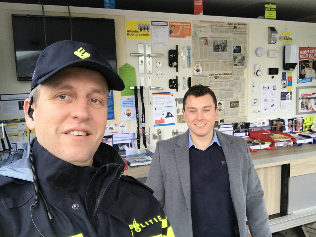Samen met Jordi van Dijk van de gemeente Gooise meren staan we met de preventiekar op de Koekkoeklaan in Bussum! Voor vragen kom langs!