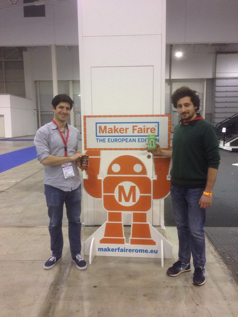 OneHopKitchen's tweet image. The @MakerFaireRome isn't just about making things, it's also about making friends! With @crickefood #makerfairerome