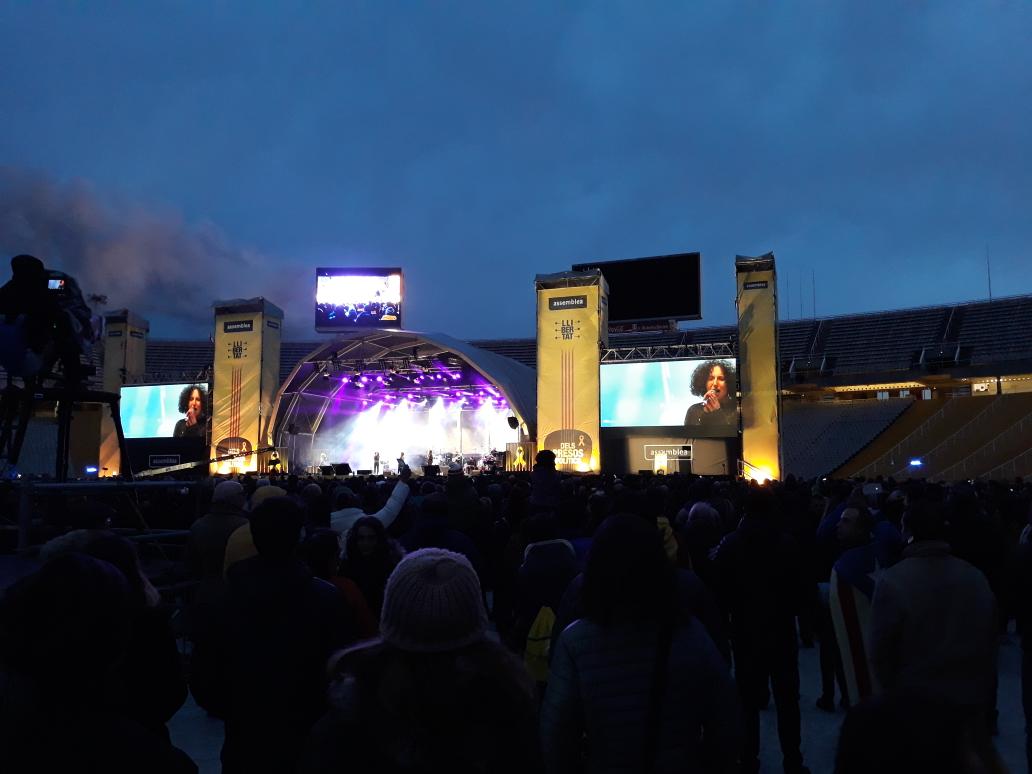 JosepBargallo's tweet photo. #ConcertLlibertat #LlibertatPresosPolítics #LlibertatdeExpressió #Resposta2D https://t.co/0GesbhHJpT