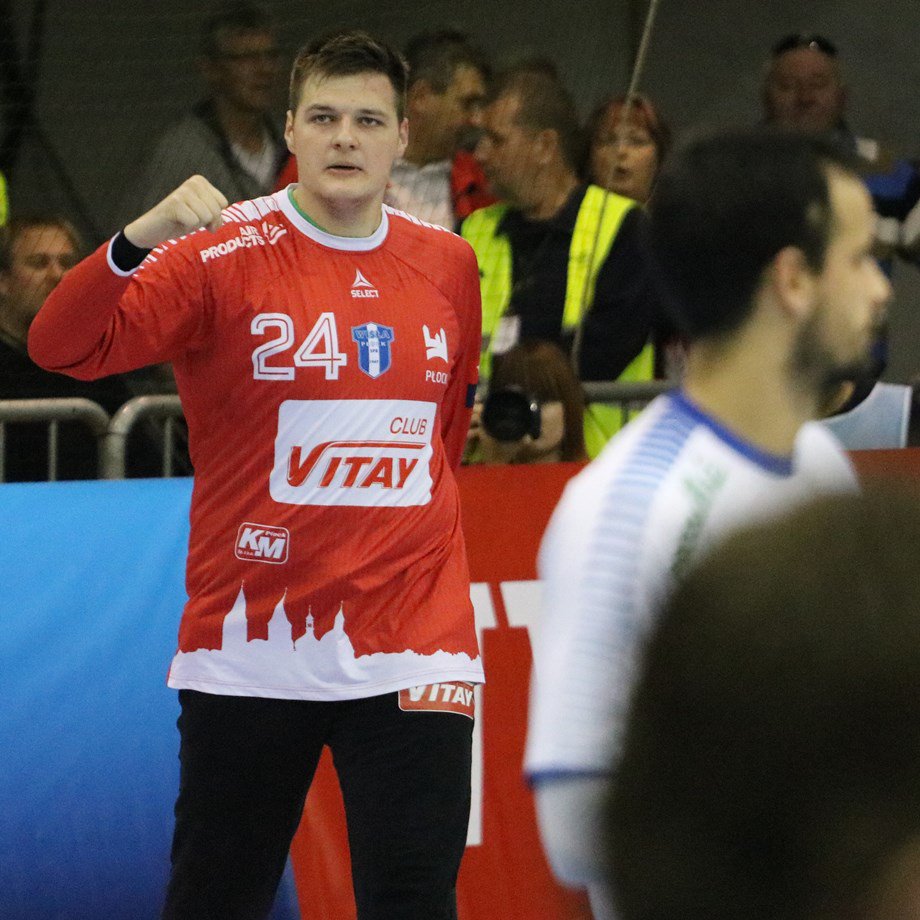 SPRWisla's tweet photo. 🎙Chyba nie muszę mówić, ile to zwycięstwo dla nas znaczy. To było widać na boisku po ostatnim gwizdku sędziego - Adam #Borbely
@ehfcl
#Nafciarze
#Oilers https://t.co/W3x4dFbyfK