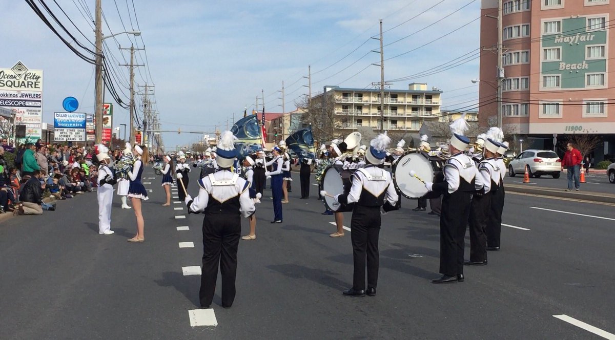 jenifer_rayne's tweet photo. Congrats on a great performance at the #OCParade #PocoBand and #PocoBandFront! #BandisBack @wewilliams95 @Aewallace8 @huffy3420 https://t.co/rwXLMCWgTV