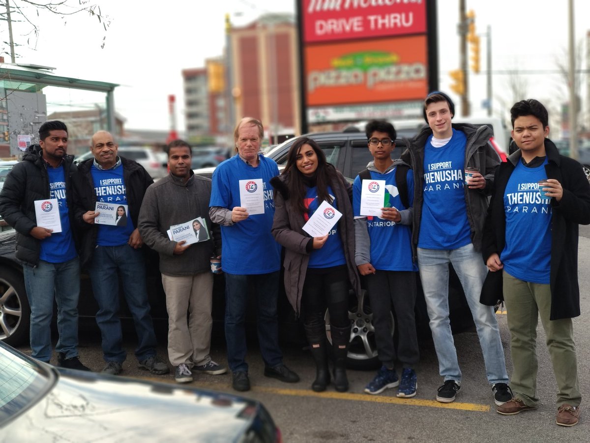 ThenushaParani's tweet image. #teampcpo good afternoon #ScarboroughCentre catch us out on your street! #Scarborough #SuperCanvass