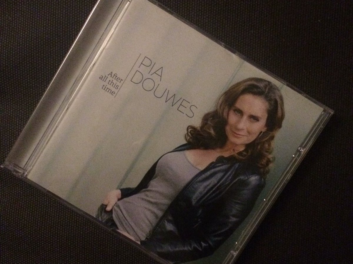 glennetjeuh's tweet photo. Finally my cd from pia douwes ❤️@PDouwesOfficial #happy #finally #love #musical #solocd https://t.co/L9KPsFjaUI