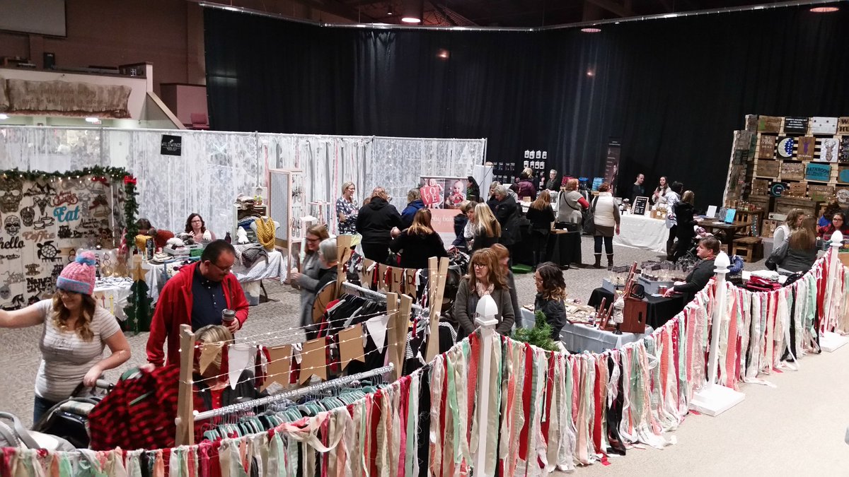 ATPMarket's tweet photo. Our Market is underway! 🛍 

We're here until 4pm today - showcasing some of the best local businesses and entrepreneurs you'll find!

#RedDeer #yqf #AllThingsPrettyMarket https://t.co/Mdu4Qsm7q0