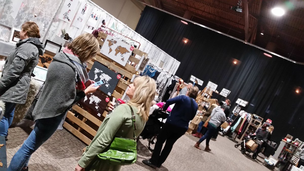 ATPMarket's tweet photo. Our Market is underway! 🛍 

We're here until 4pm today - showcasing some of the best local businesses and entrepreneurs you'll find!

#RedDeer #yqf #AllThingsPrettyMarket https://t.co/Mdu4Qsm7q0