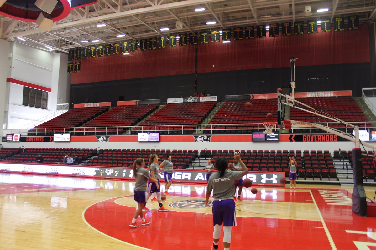 UEAthletics's tweet photo. WBB: @UEAthletics_WBB ready to take on Austin Peay on the road!
⏰ 1 p.m.
📍 Clarksville, Tenn.
📈 https://t.co/XDJHWEssUm
🎥 https://t.co/pkK7AepJtC
#AcesAces https://t.co/FyLM7rHU8U