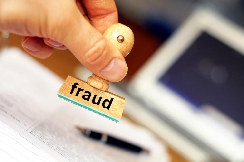 ReputationIsImp's tweet image. Don't fall prey to fraud. Learn how we help protect your #brand. qoo.ly/jn29n