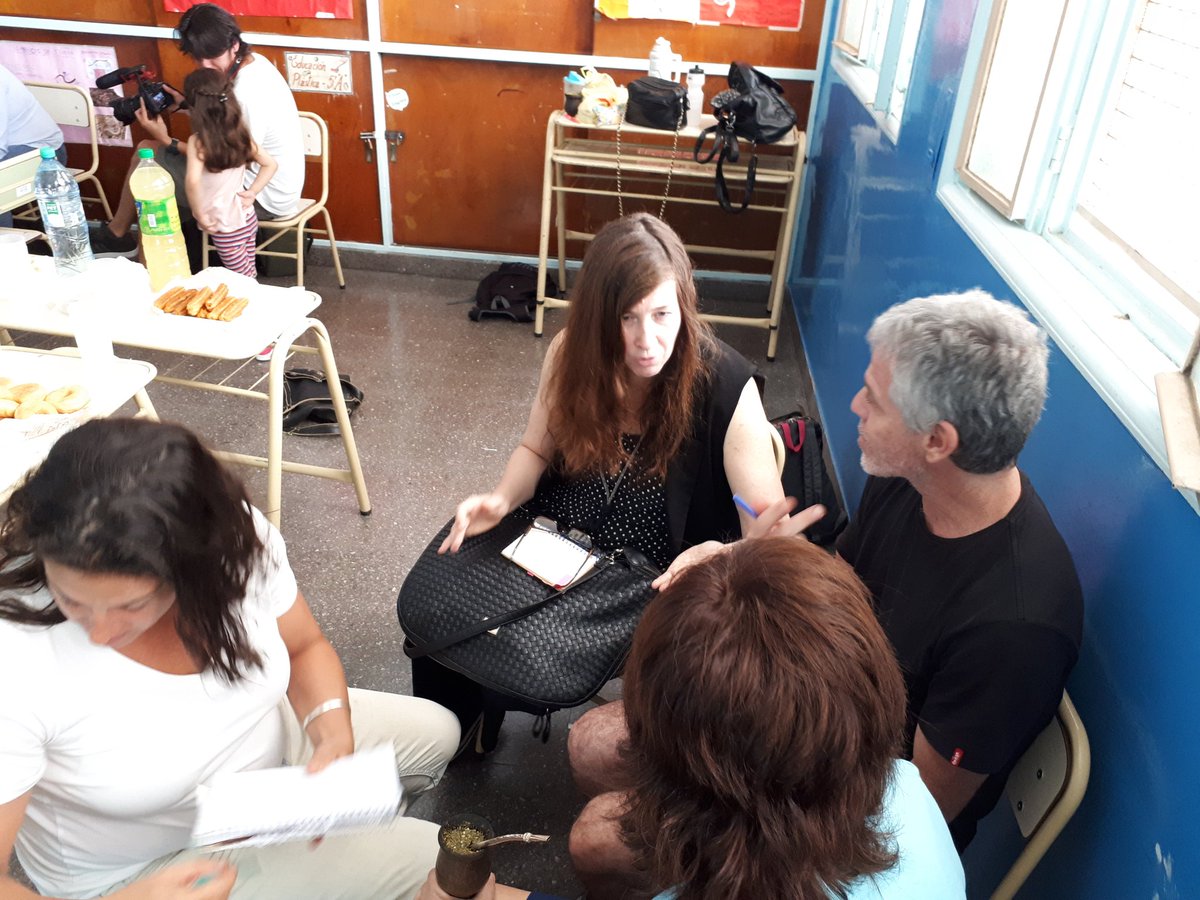 Formación Continua. Todos los Coordinadores Pedagógicos de la Direccion General de @escuelabiertabs en un espacio para pensar estrategias político pedagógicas <a href="/Soledad_Acunia/">María Soledad Acuña</a> <a href="/andreabruzos/">Andrea Bruzos</a>