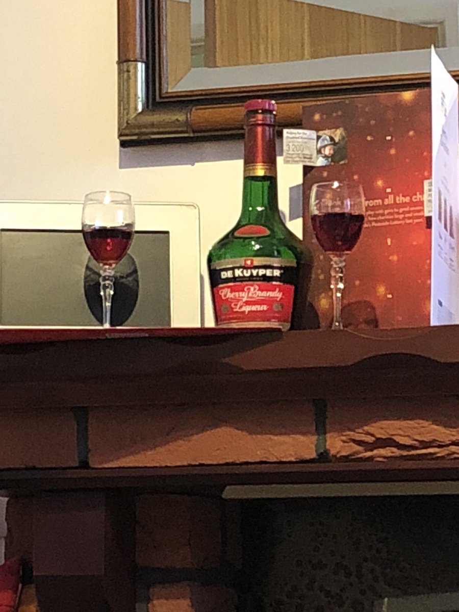 jax_jp_lynch's tweet photo. Of course with my favourite Christmas drink #cheerry brandy #festive2017 https://t.co/Bndpw1PbYp