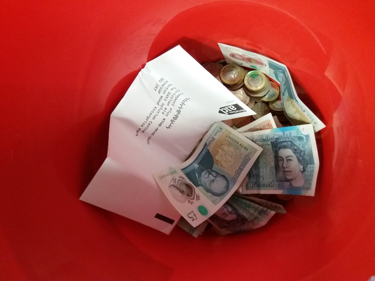 nimo81's tweet photo. Loadsa money...this generous helping in the bucket (and in others) will go towards alleviating #poverty. #endpoverty #enoughfood @christian_aid https://t.co/gn2dWn4ZJ6