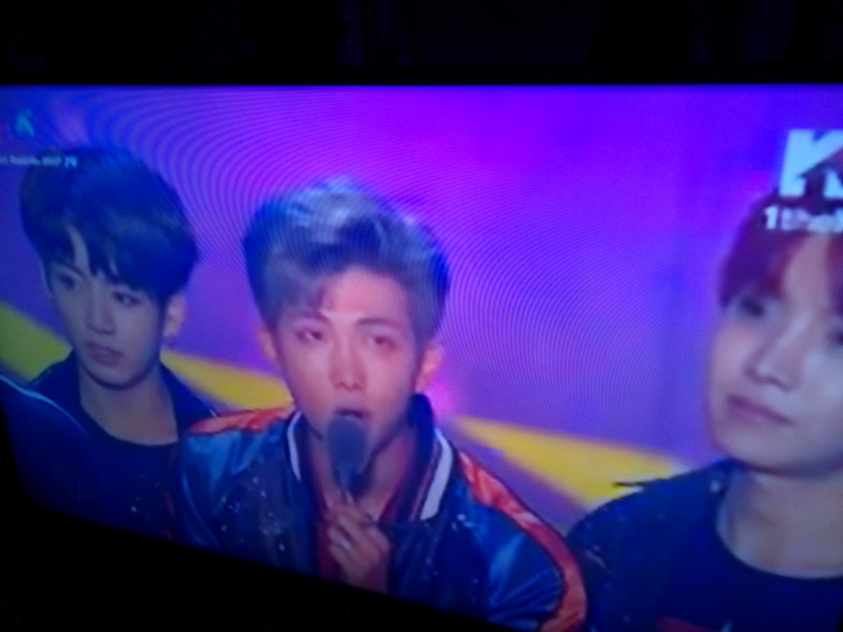 iamCHARMe's tweet photo. Congrats! @bts_bighit @BTS_twt  for the MMA Best Song of the Year! https://t.co/xNRx9NYY97