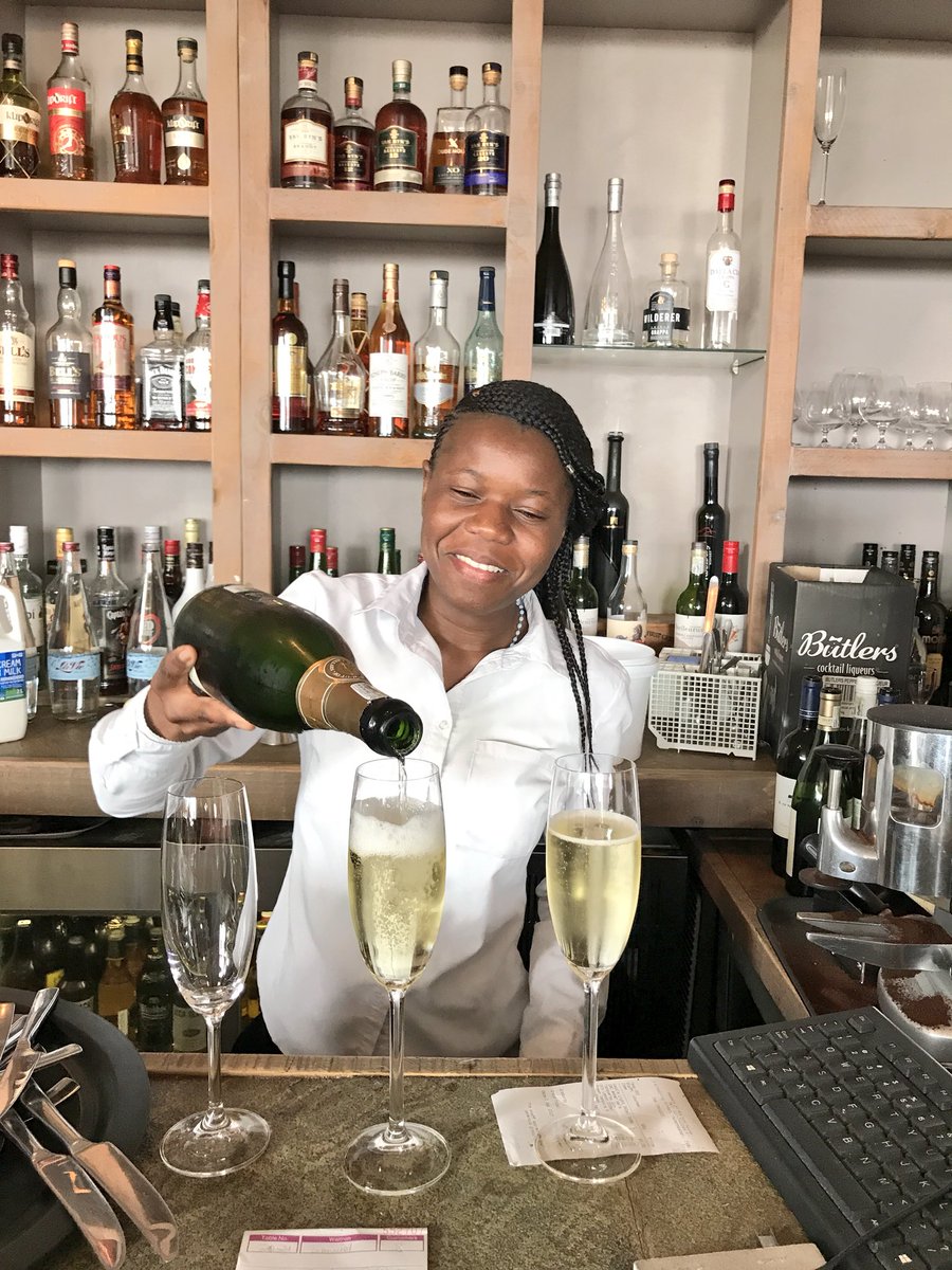 Edelweiss_Delp's tweet photo. Thank you Loureen for brilliant service today! Friendly and efficient! @abalonehouse #AbaloneGuestHouse #Paternoster #southafrica #MilesForStyle @MilesForStyle #travel #instyle #StyleMiles #RedeemYourDreams https://t.co/1uukBAK84M