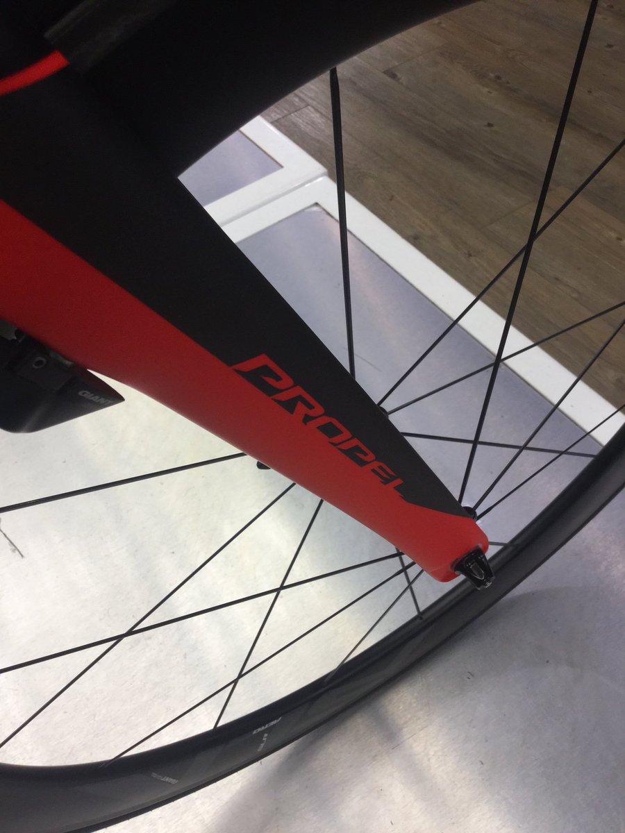 GiantGuildford's tweet image. Here’s your first teaser of our special offer coming at 5pm! Watch this space! #spreadtheword #gettherefast